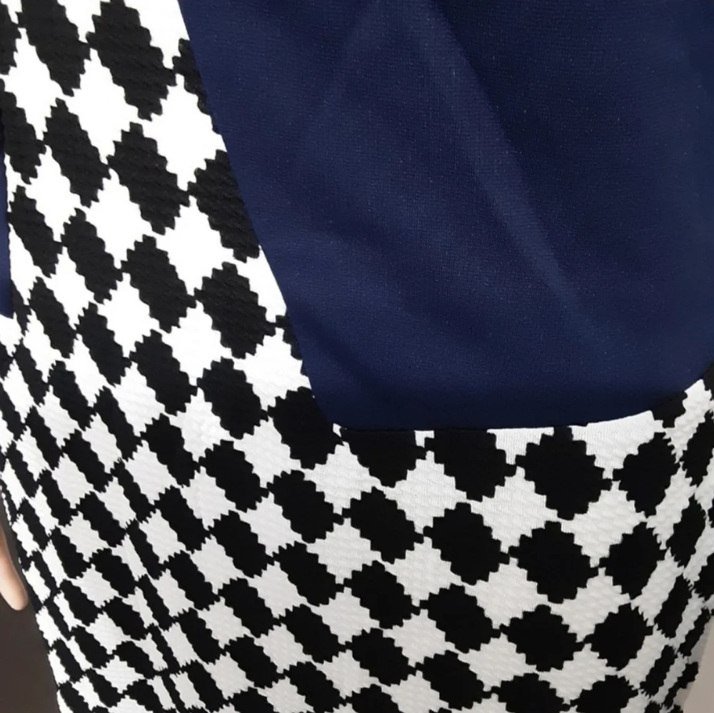 Houndstooth Formal Dress With Jacket - Picture 6 of 15
